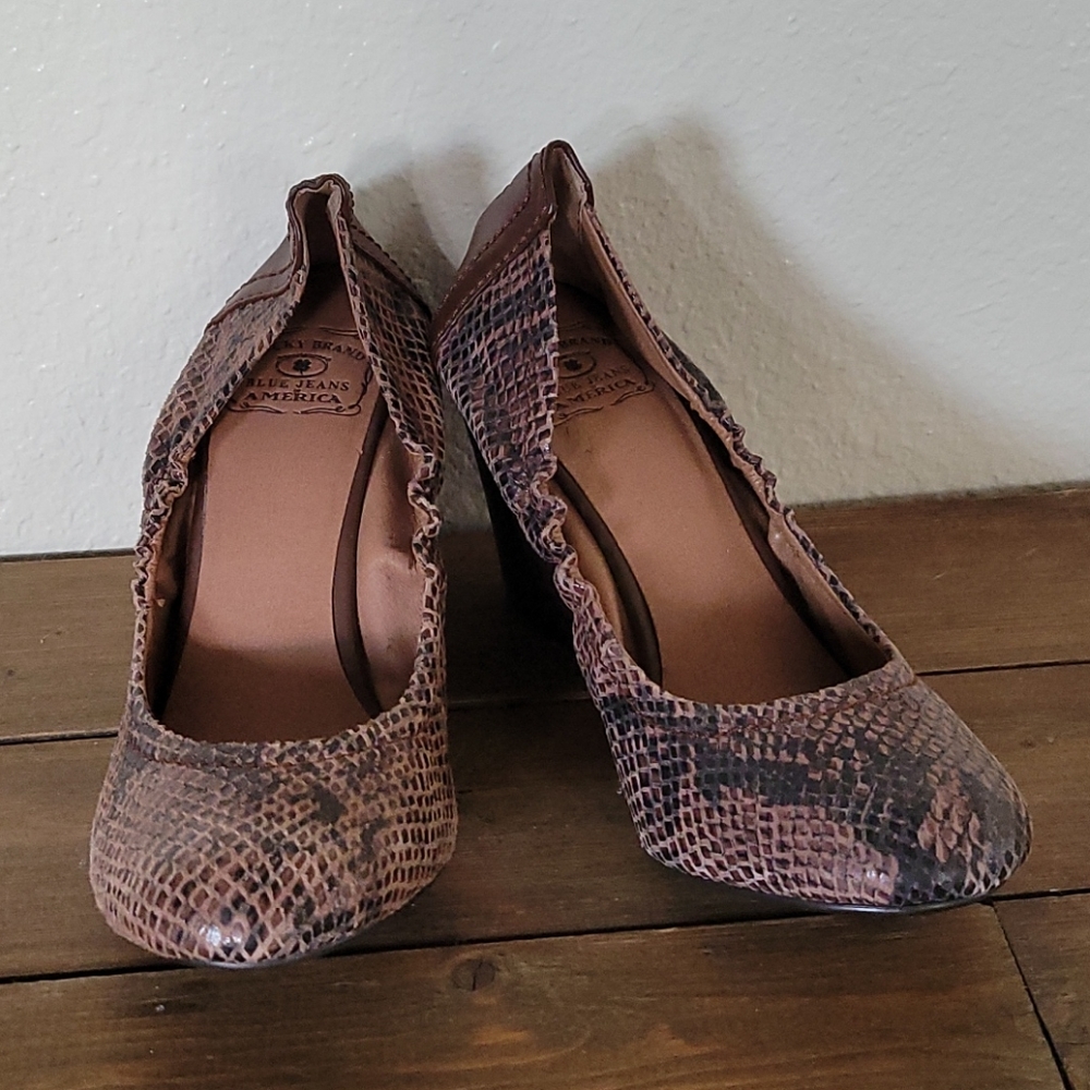 Lucky brand snakeskin wedges